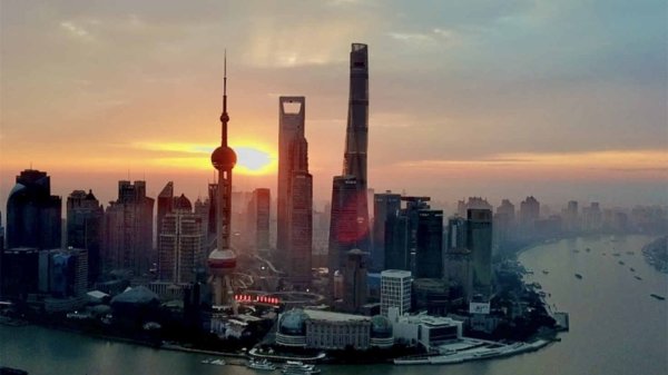 卓信宝 龚正在浦东开展下访活动，要求把群众的“急难愁盼”挂在心上、干在实处