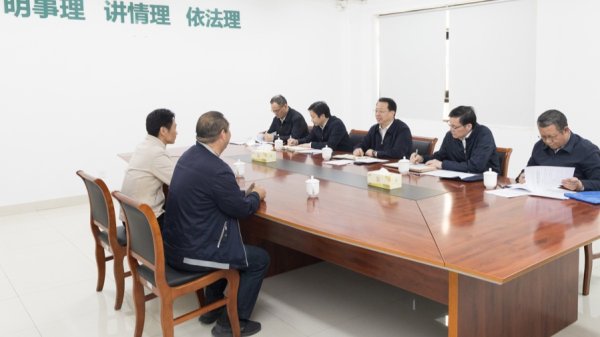 鑫耀证券 龚正会见巴基斯坦卡拉奇市市长穆尔塔扎·瓦哈卜、巴西圣保罗市市长里卡多·努内斯